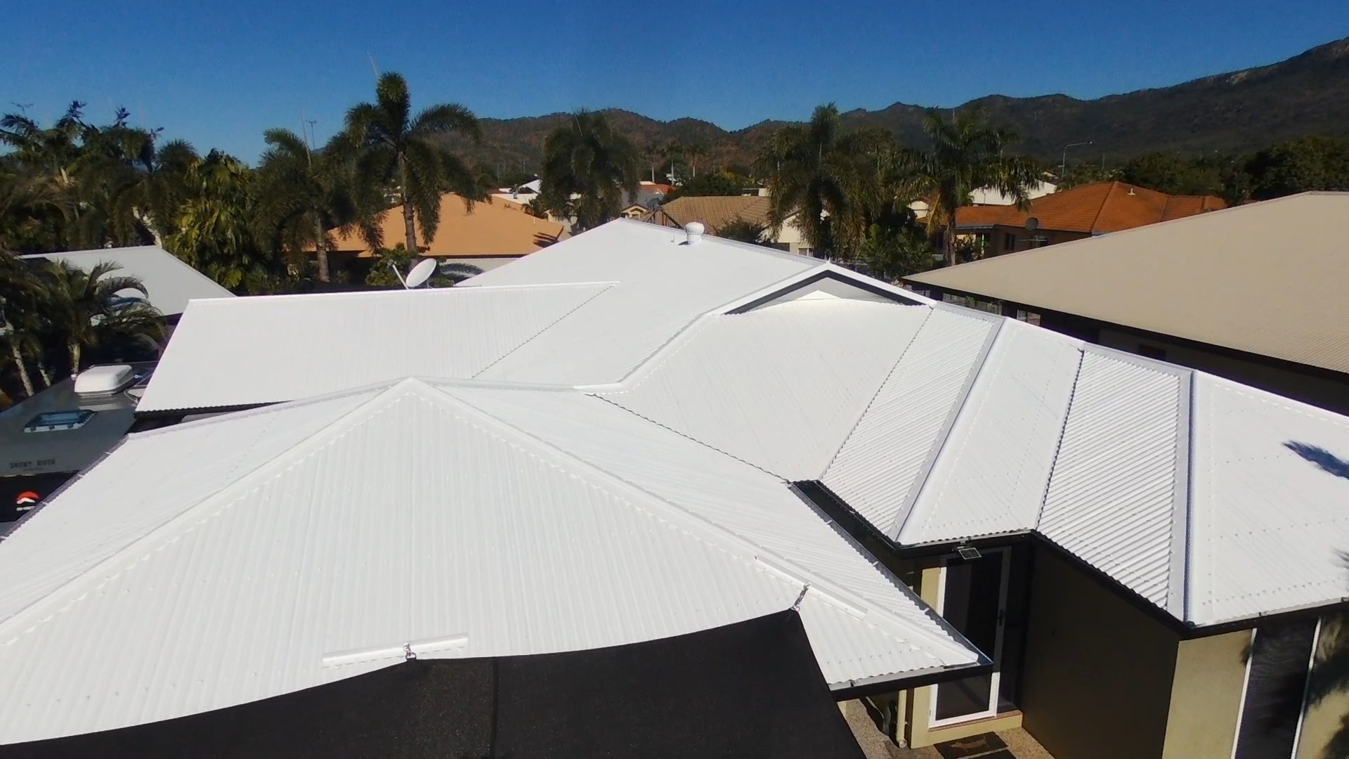 RoofGuard Heat Reflect - roof painting
